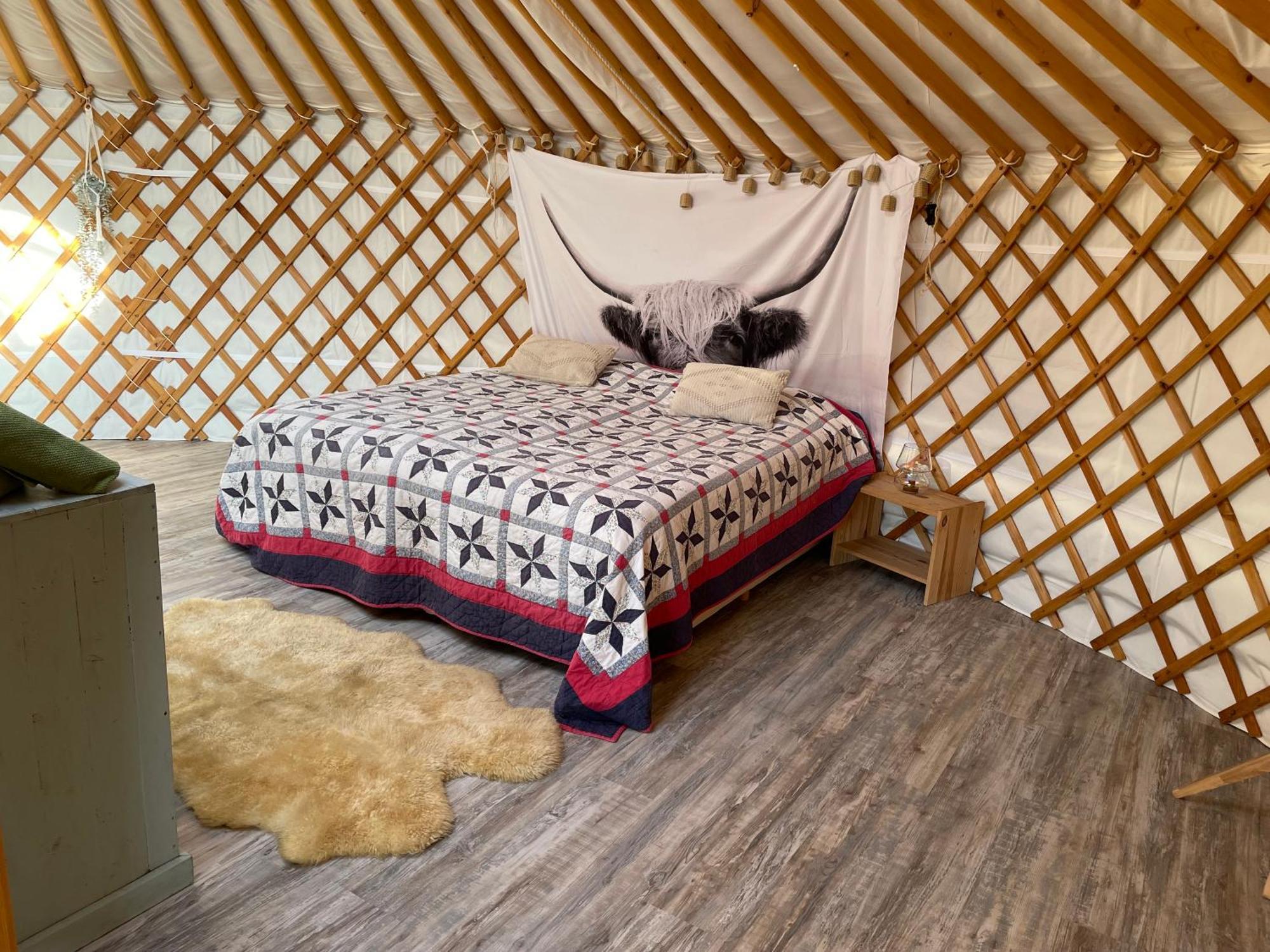 Luxe Yurt Hotel Koudekerke Exterior photo